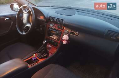 Седан Mercedes-Benz C-Class 2001 в 