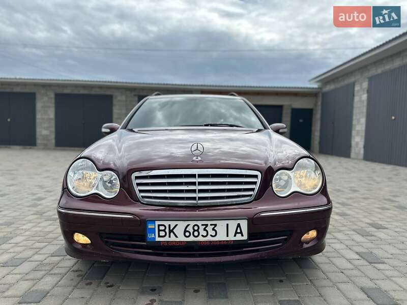 Универсал Mercedes-Benz C-Class 2006 в 