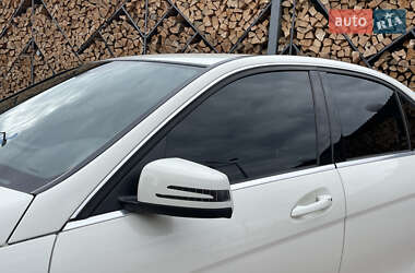 Седан Mercedes-Benz C-Class 2009 в 