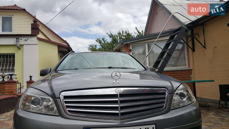Универсал Mercedes-Benz C-Class 2010 в Бердичеве