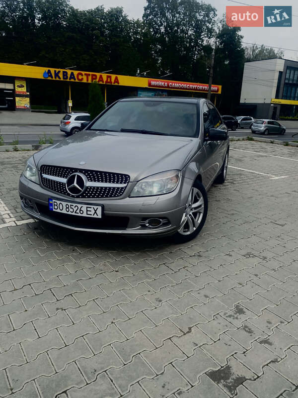 Mercedes-Benz C-Class 2007