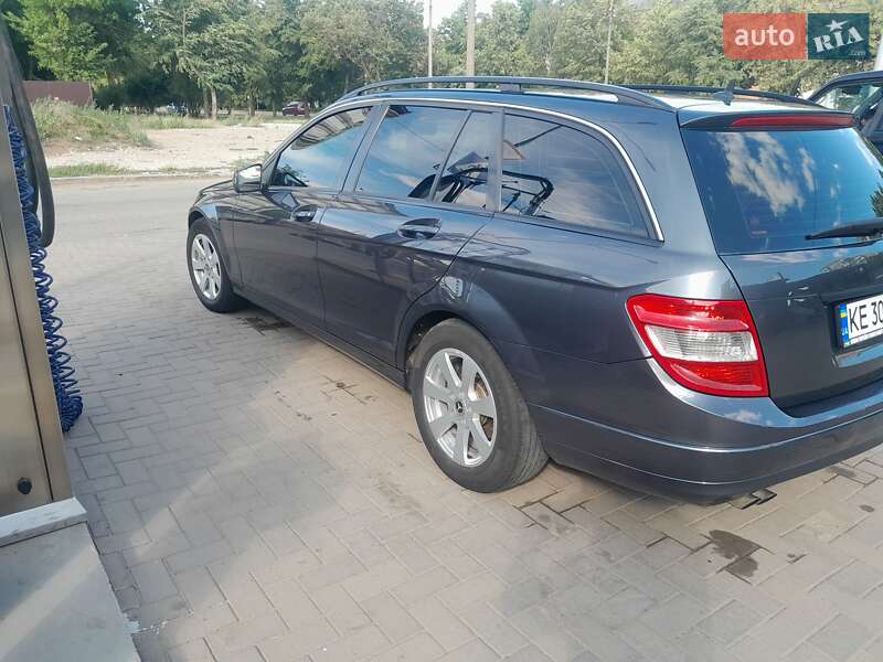 Универсал Mercedes-Benz C-Class 2008 в Кривом Роге