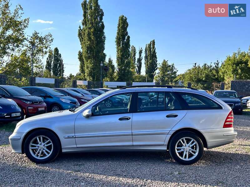 Универсал Mercedes-Benz C-Class 2004 в Одессе