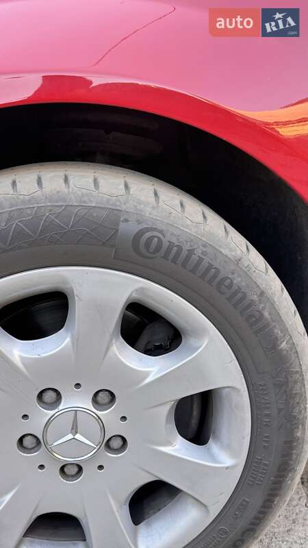 Седан Mercedes-Benz C-Class 2008 в Воловце