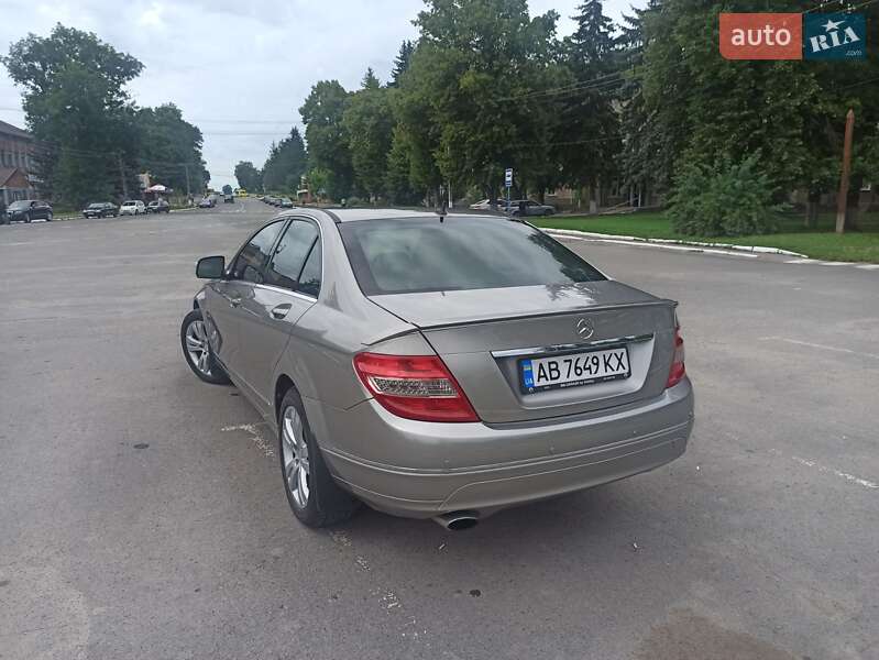 Седан Mercedes-Benz C-Class 2008 в Тыврове