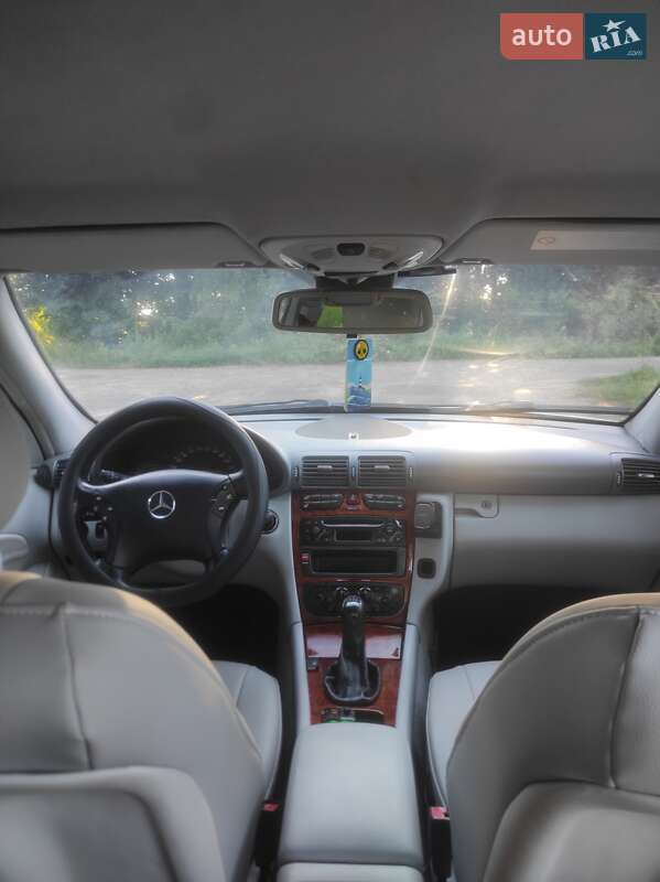 Седан Mercedes-Benz C-Class 2000 в Умани