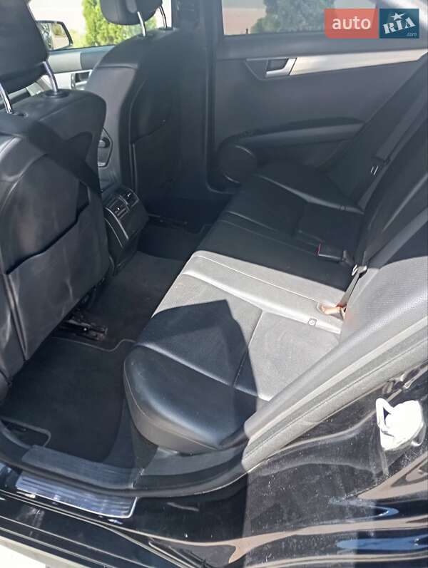 Седан Mercedes-Benz C-Class 2013 в Тернополе