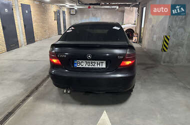 Купе Mercedes-Benz C-Class 2001 в 