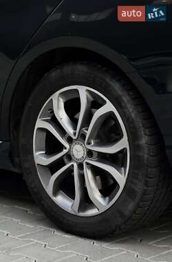 Седан Mercedes-Benz C-Class 2015 в 