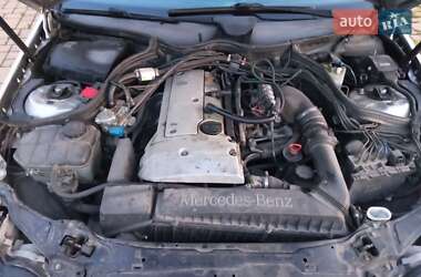 Седан Mercedes-Benz C-Class 2000 в 
