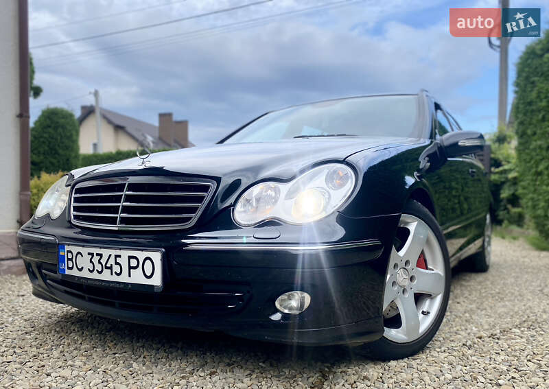 Mercedes-Benz C-Class 2004