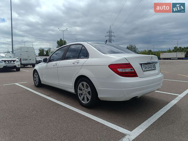 Седан Mercedes-Benz C-Class 2013 в Киеве