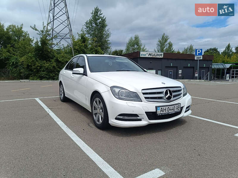 Седан Mercedes-Benz C-Class 2013 в Киеве