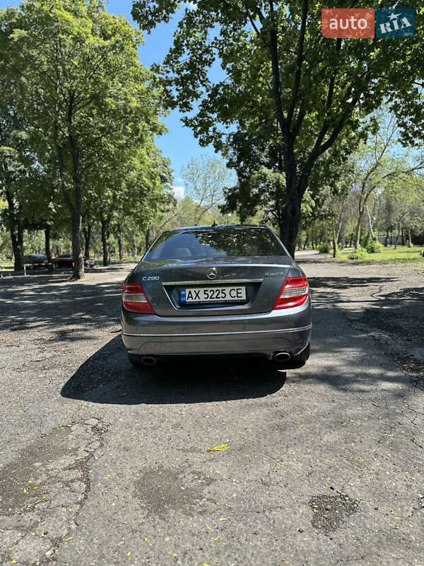 Седан Mercedes-Benz C-Class 2007 в Краматорске