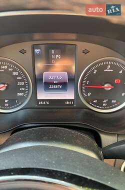 Универсал Mercedes-Benz C-Class 2016 в 