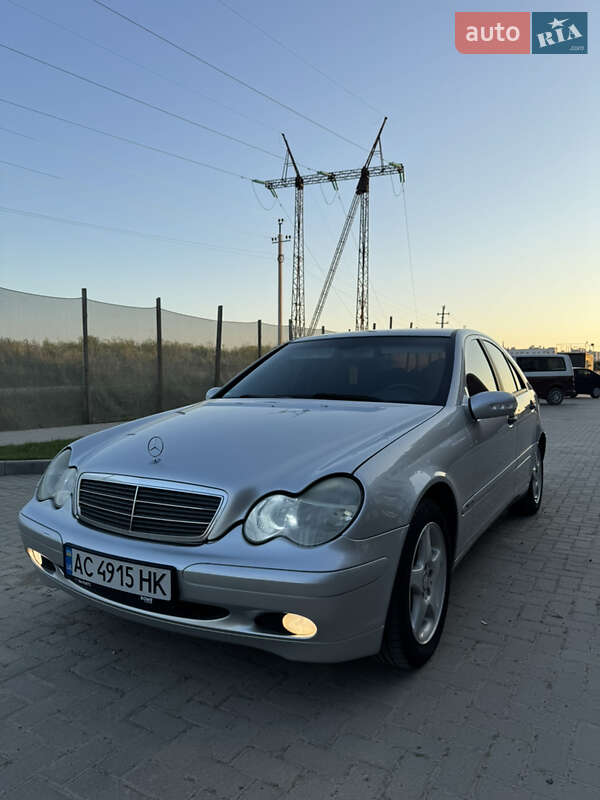 Седан Mercedes-Benz C-Class 2003 в Луцьку фото 2 Седан Mercedes-Benz C-Class 2003 в Луцьку
