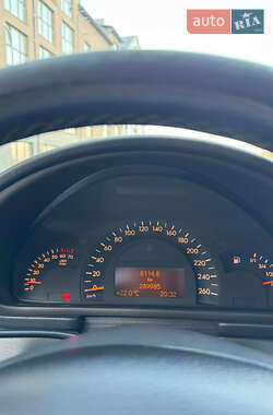 Седан Mercedes-Benz C-Class 2003 в 