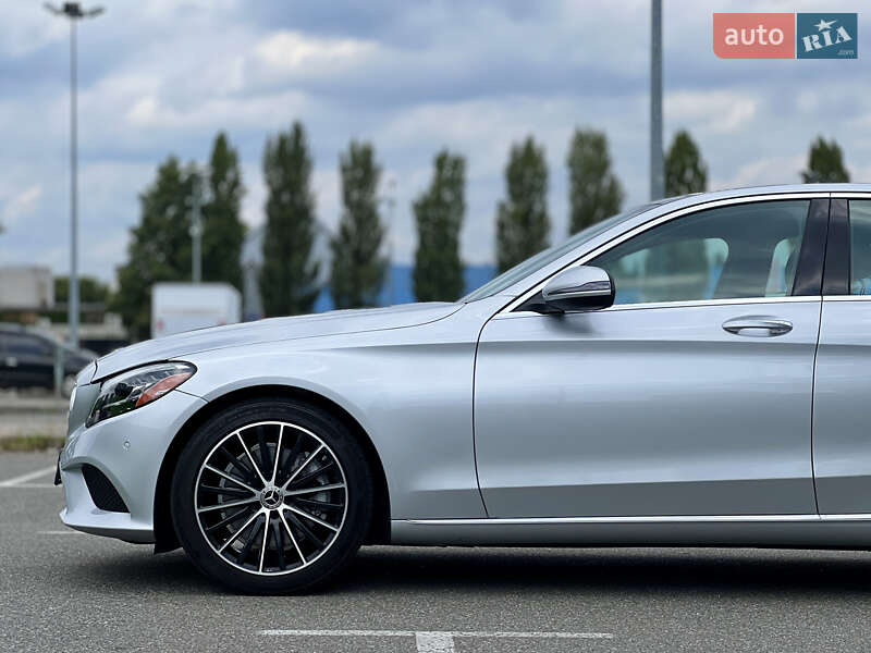 Седан Mercedes-Benz C-Class 2020 в Киеве