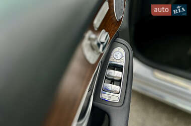 Седан Mercedes-Benz C-Class 2020 в Києві