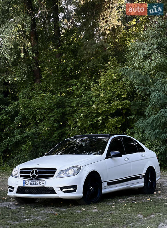 Mercedes-Benz C-Class 2013
