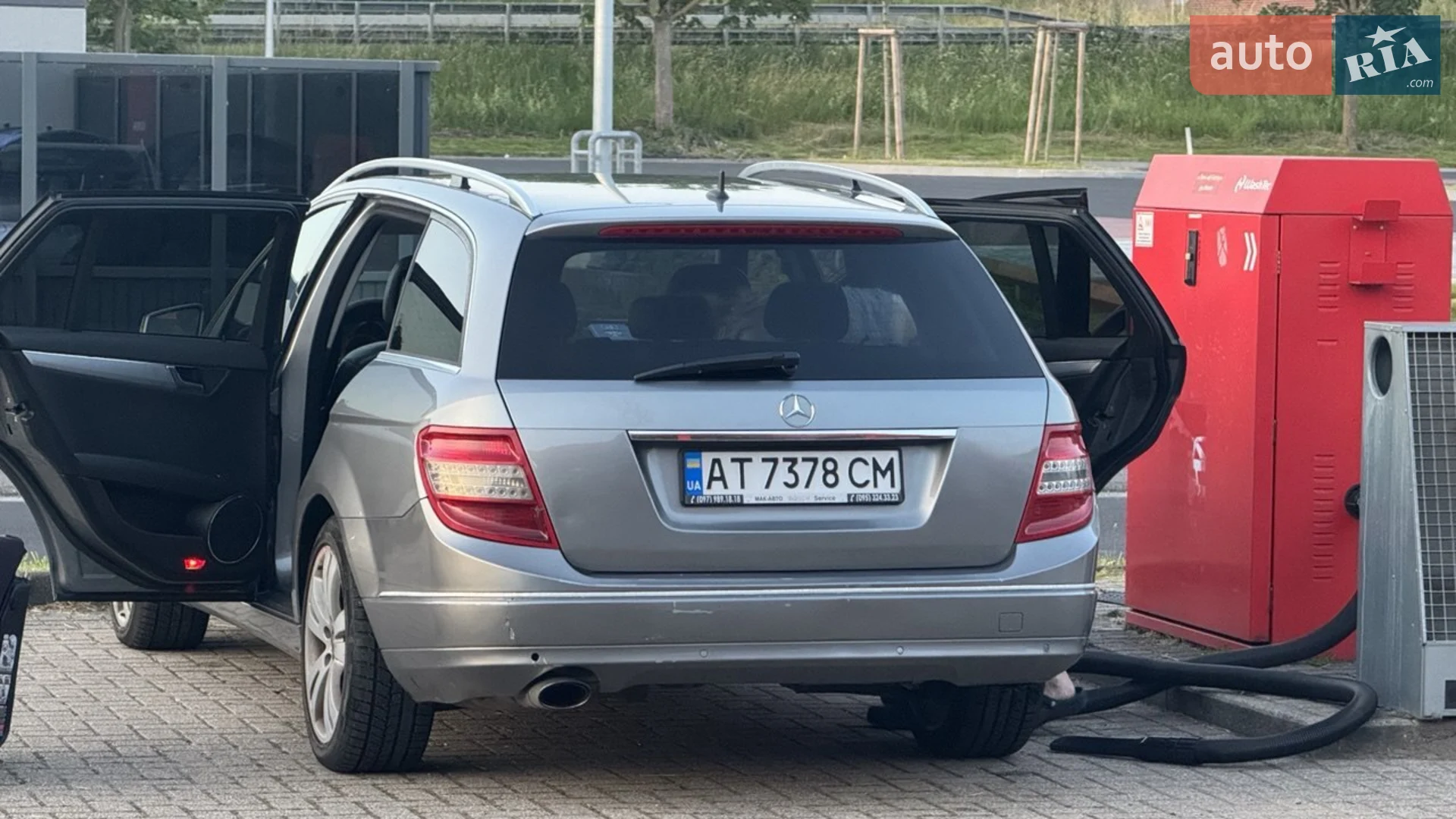 2010 Mercedes-Benz C-klasse - мініатюра 15