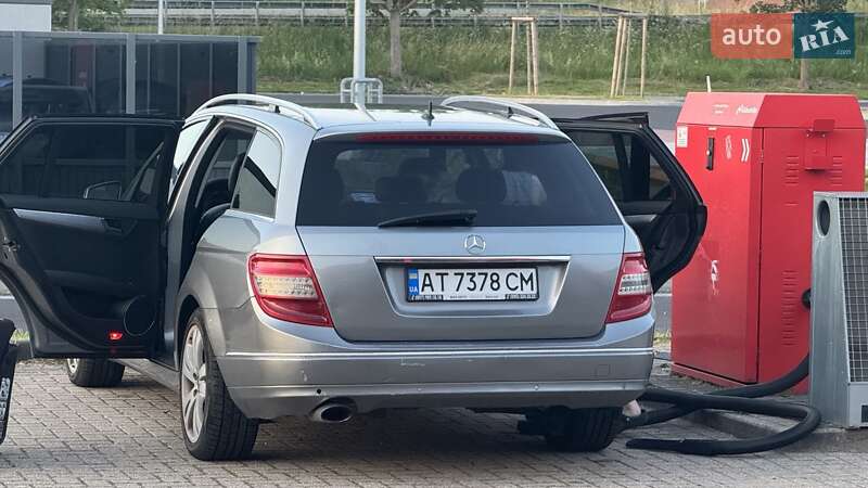 Универсал Mercedes-Benz C-Class 2010 в Надворной