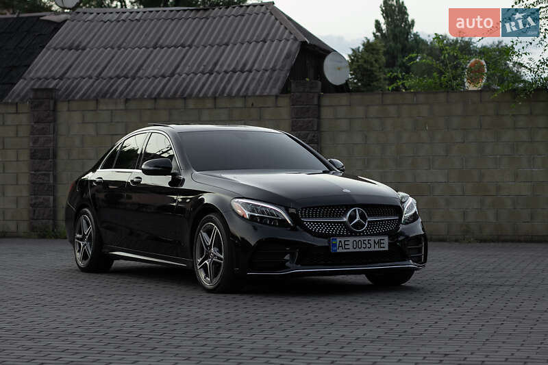 Седан Mercedes-Benz C-Class 2021 в Днепре