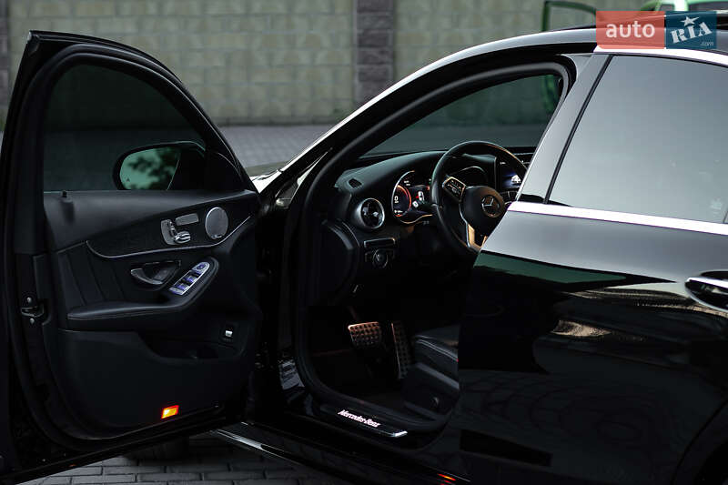 Седан Mercedes-Benz C-Class 2021 в Днепре