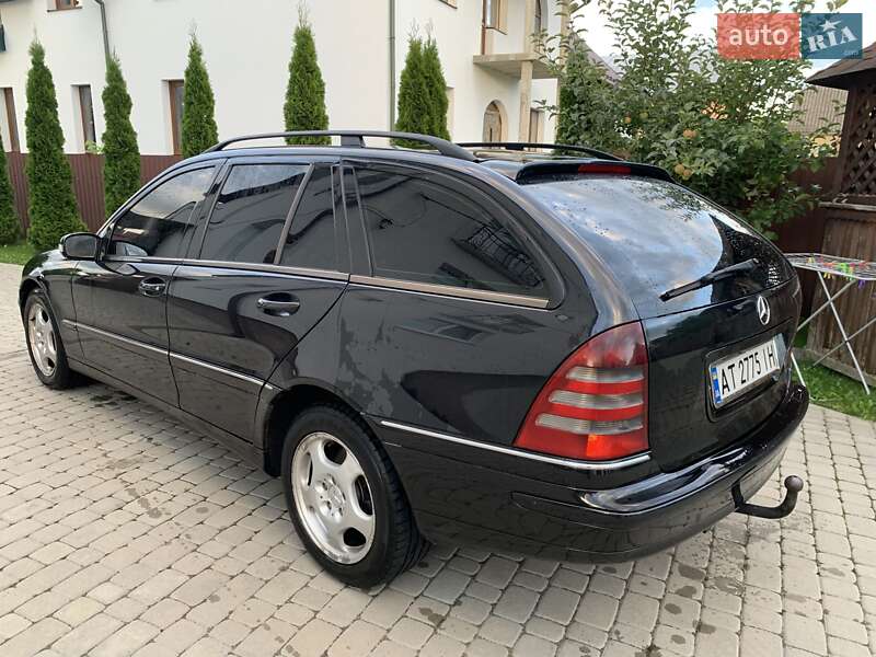 Универсал Mercedes-Benz C-Class 2002 в Ивано-Франковске