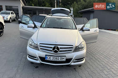 Універсал Mercedes-Benz C-Class 2013 в Чернівцях
