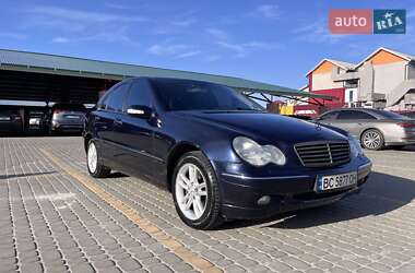 Седан Mercedes-Benz C-Class 2001 в Львові