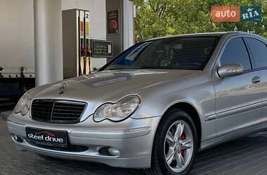 Седан Mercedes-Benz C-Class 2003 в 