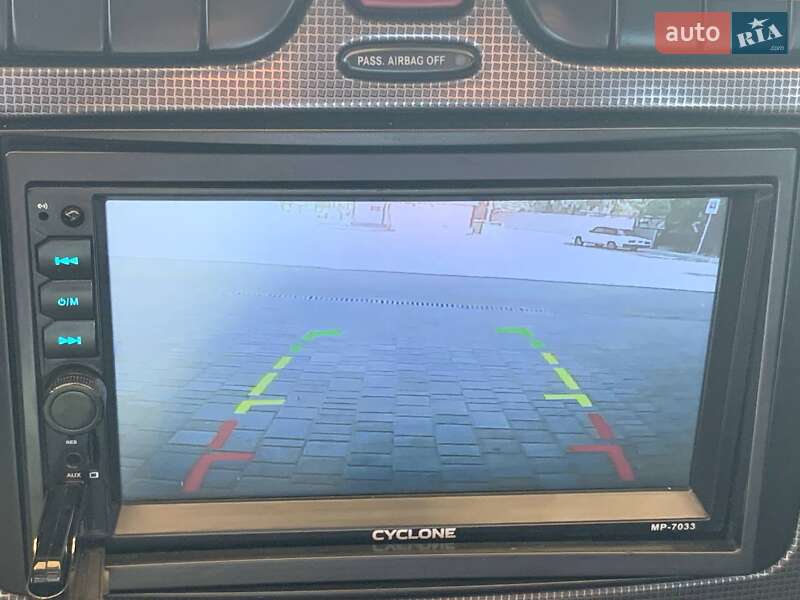 Седан Mercedes-Benz C-Class 2003 в Николаеве