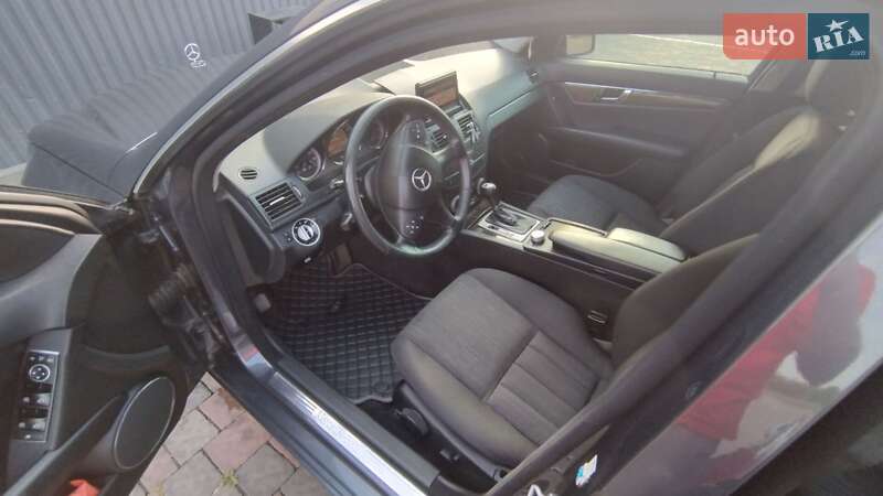 Универсал Mercedes-Benz C-Class 2010 в Ужгороде фото 21 Универсал Mercedes-Benz C-Class 2010 в Ужгороде