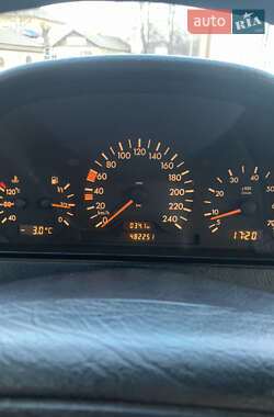 Седан Mercedes-Benz C-Class 2000 в 