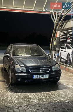 Седан Mercedes-Benz C-Class 2000 в 