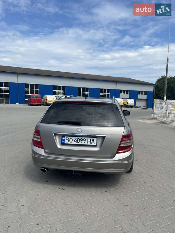Универсал Mercedes-Benz C-Class 2008 в Ивано-Франковске