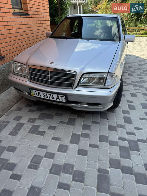 Mercedes-Benz C-Class 1999