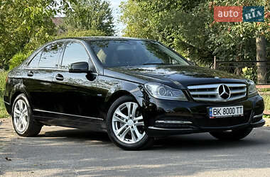 Седан Mercedes-Benz C-Class 2011 в Ровно