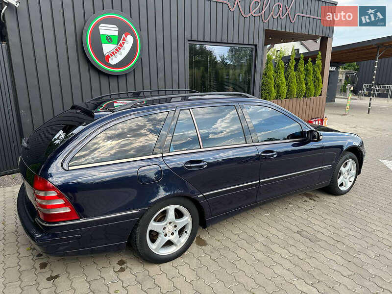 Универсал Mercedes-Benz C-Class 2002 в Яворове