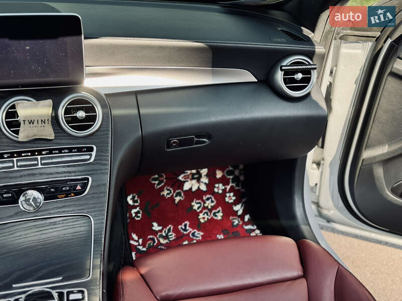 Седан Mercedes-Benz C-Class 2015 в Києві