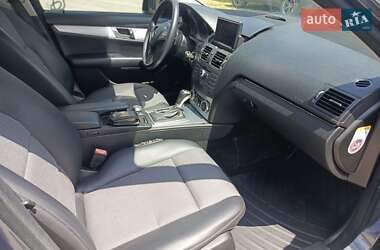 Седан Mercedes-Benz C-Class 2009 в 