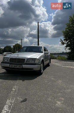 Седан Mercedes-Benz C-Class 1995 в 