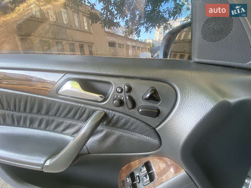 Седан Mercedes-Benz C-Class 2003 в Одессе фото 13 Седан Mercedes-Benz C-Class 2003 в Одессе