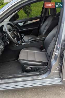Универсал Mercedes-Benz C-Class 2009 в 