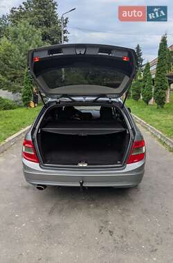 Универсал Mercedes-Benz C-Class 2009 в 