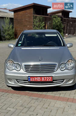 Седан Mercedes-Benz C-Class 2005 в Золочеві