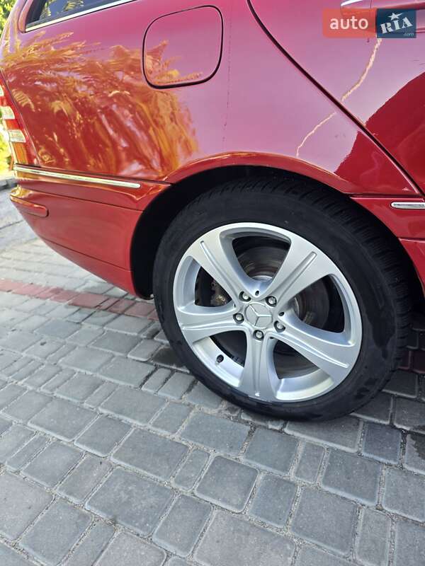 Универсал Mercedes-Benz C-Class 2004 в Виннице