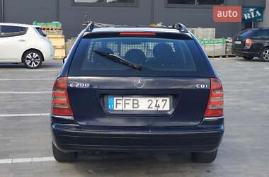 Универсал Mercedes-Benz C-Class 2004 в 