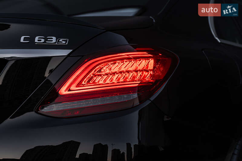 Седан Mercedes-Benz C-Class 2019 в Києві